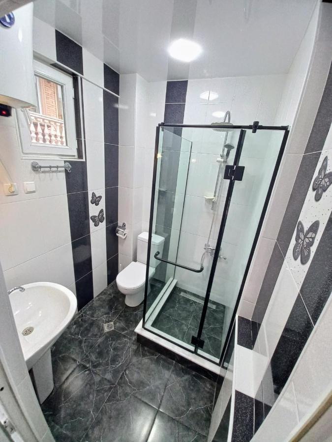 Aparthotel Rioni Kutaisi Ngoại thất bức ảnh